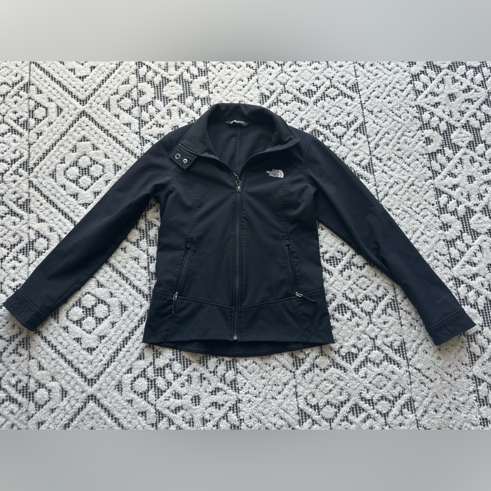 The North Face Women’s WindWall Jacket